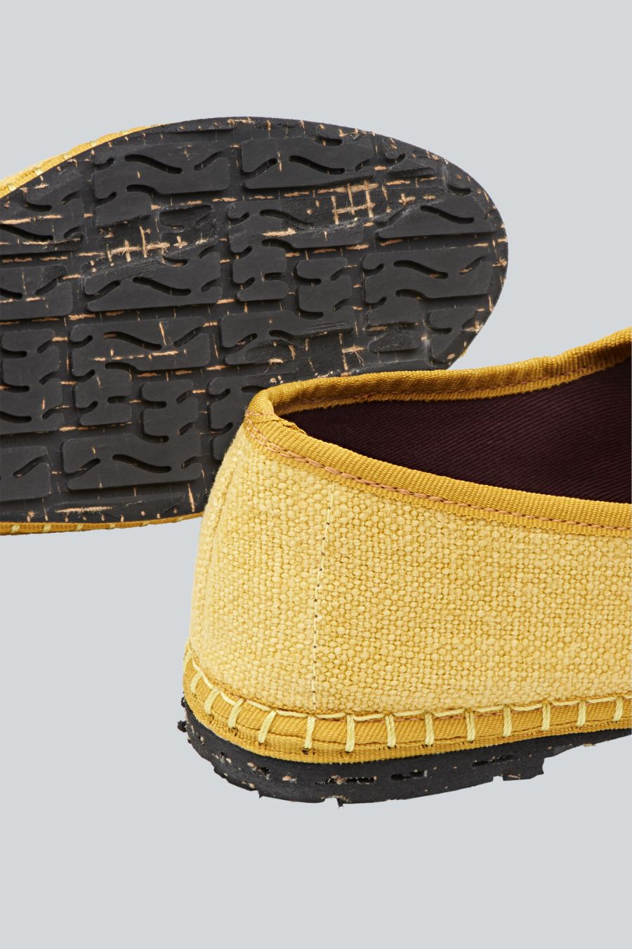 Zapato amarillo tela y lino con suela de caucho